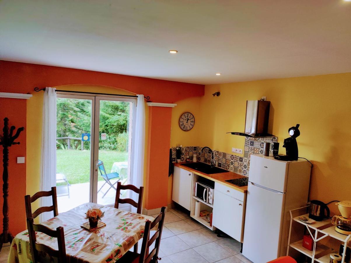 Villas En Chanay Dagneux Exterior photo